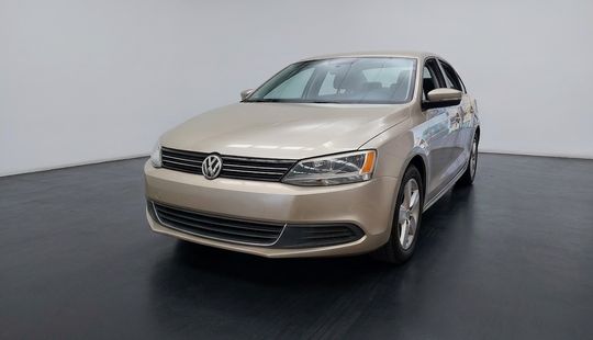 Volkswagen • Jetta