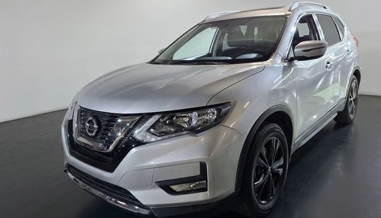 Nissan • X-Trail