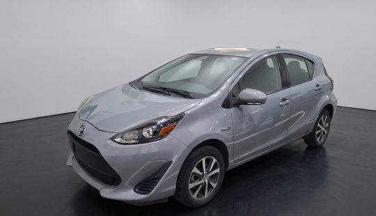 Toyota • Prius C