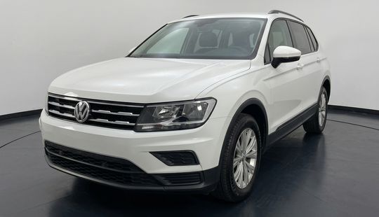 Volkswagen • Tiguan
