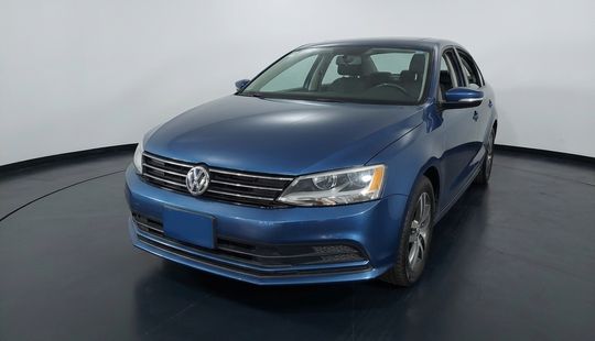 Volkswagen • Jetta
