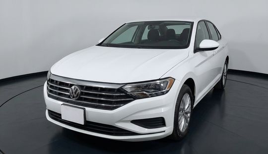 Volkswagen • Jetta