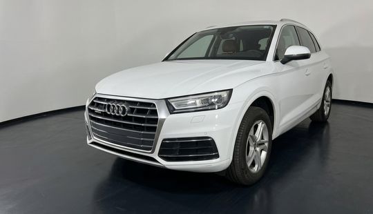 Audi • Q5