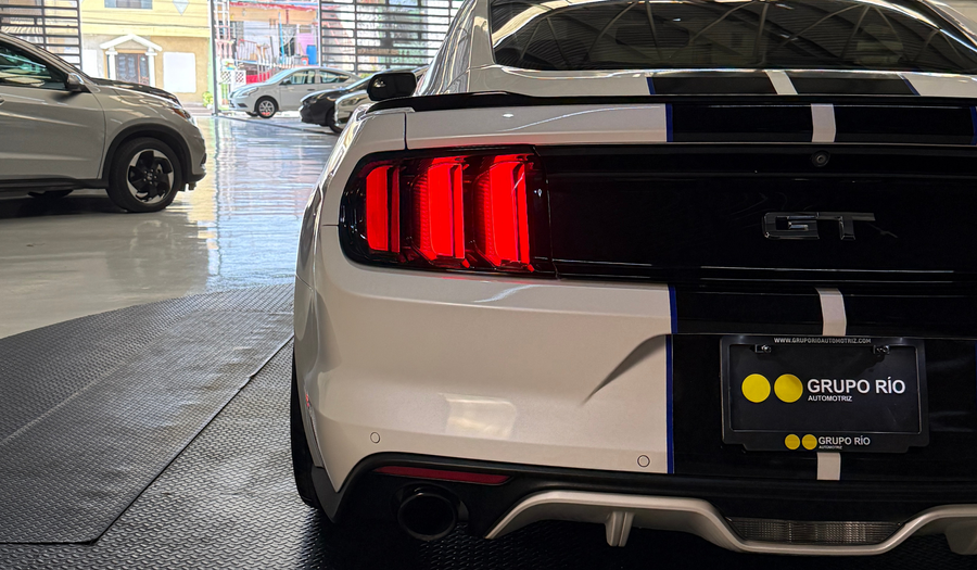Ford Mustang 5.0 GT PREMIUM FASTBACK V8 TA Coupe 2017