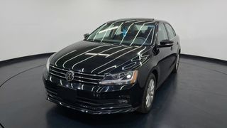 Volkswagen • Jetta