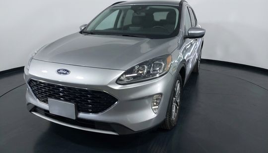 Ford • Escape