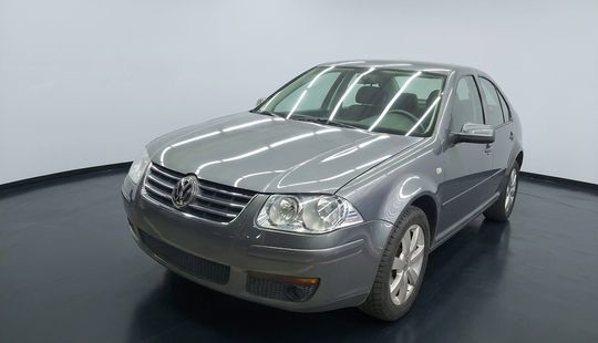 Volkswagen • Jetta Clasico
