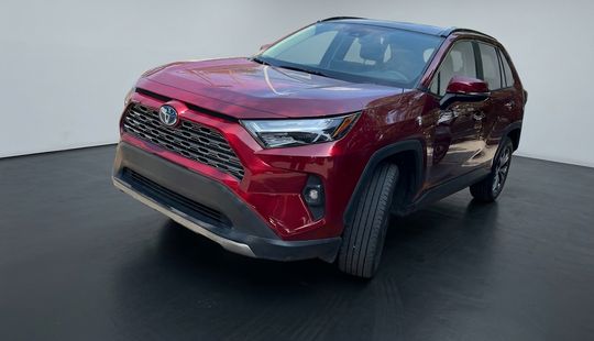 Toyota • RAV4