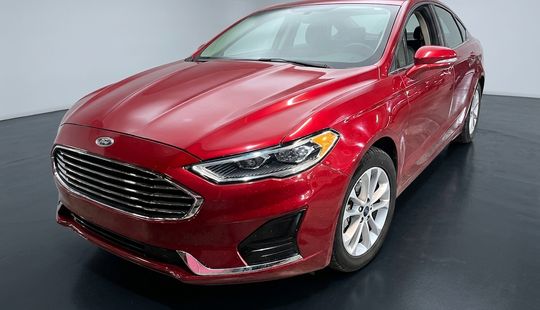 Ford • Fusion
