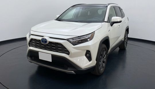 Toyota • RAV4