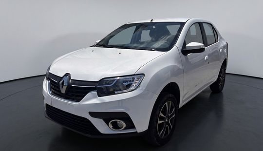 Renault • Logan