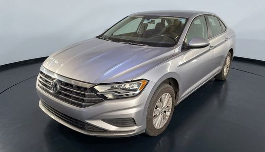 Volkswagen • Jetta