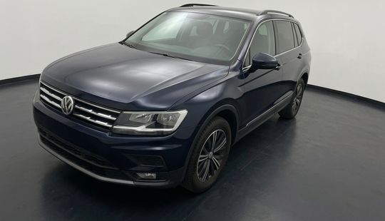 Volkswagen • Tiguan