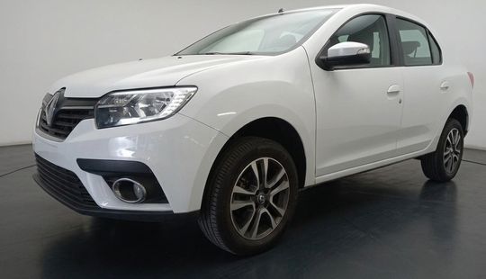 Renault • Logan