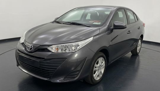 Toyota • Yaris