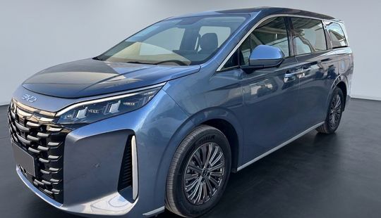 Byd • M9