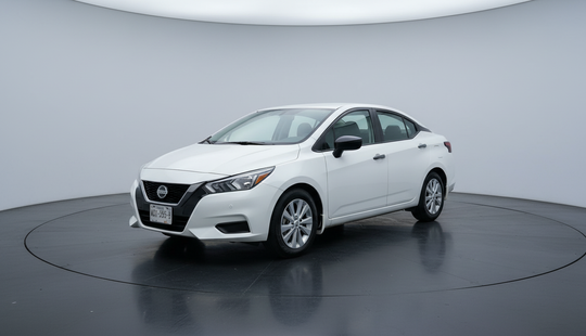 Nissan • Versa