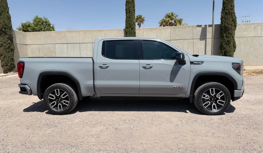 Gmc Sierra 5.3 AT4 C CREW CAB AUTO 4WD Pickup 2025