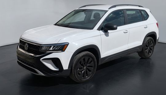 Volkswagen • Taos