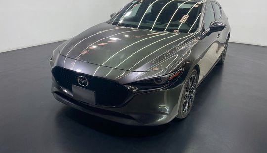 Mazda • Mazda 3