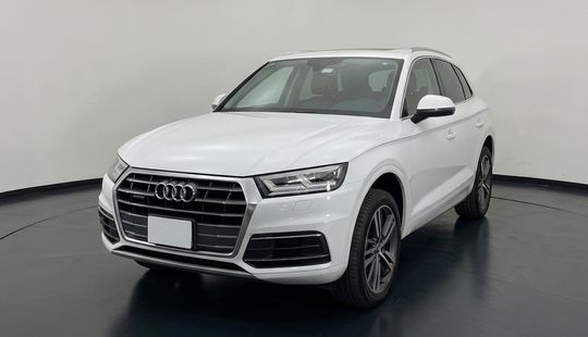 Audi • Q5
