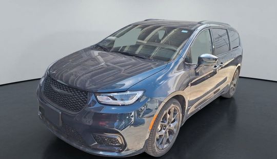 Chrysler • Pacifica