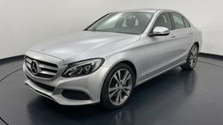 Mercedes Benz • Clase C