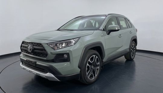 Toyota • RAV4