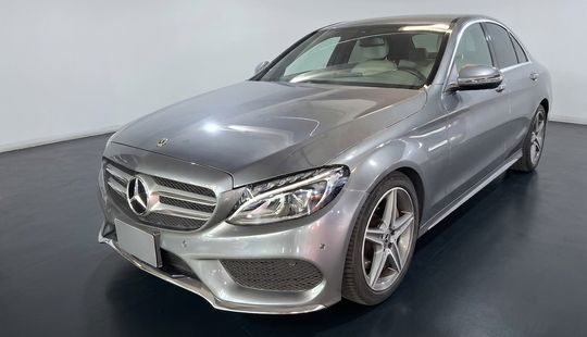 Mercedes Benz • Clase C