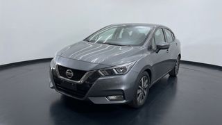 Nissan • Versa