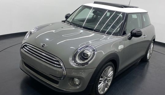 Mini • Cooper