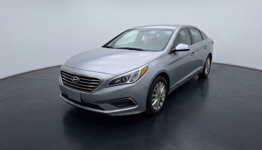 Hyundai • Sonata