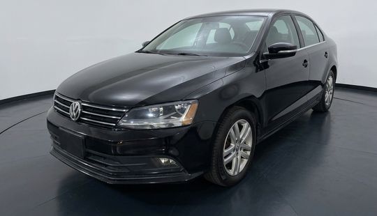 Volkswagen • Jetta