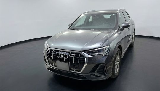 Audi • Q3