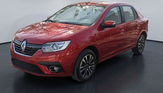 Renault • Logan