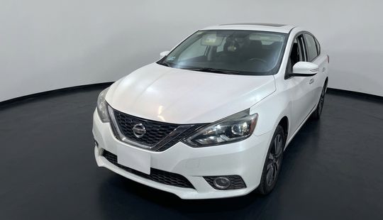 Nissan • Sentra