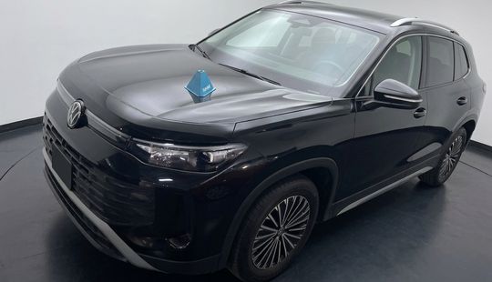 Volkswagen • Tiguan