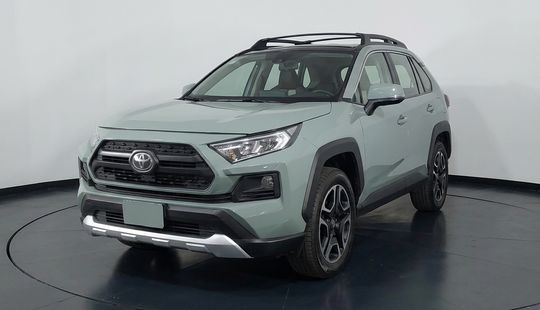 Toyota • RAV4