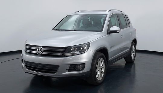Volkswagen • Tiguan