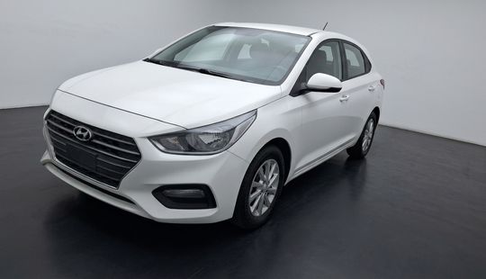 Hyundai • Accent
