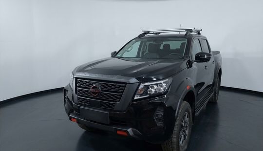 Nissan • Frontier