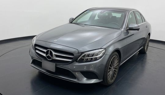 Mercedes Benz • Clase C