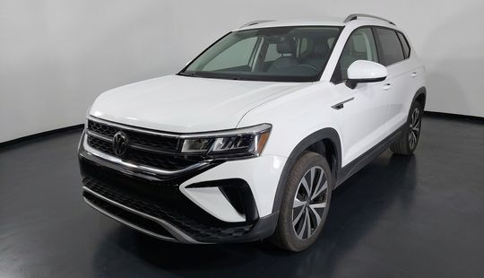 Volkswagen • Taos