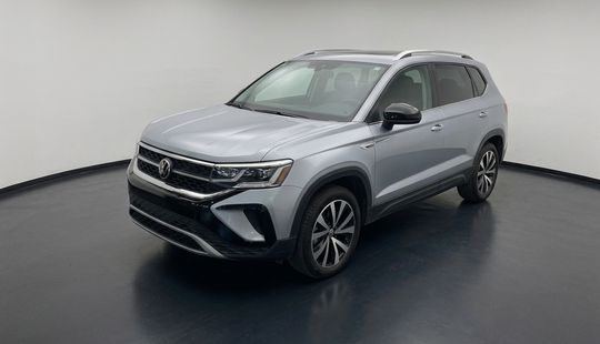 Volkswagen • Taos