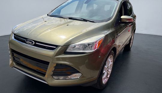 Ford • Escape