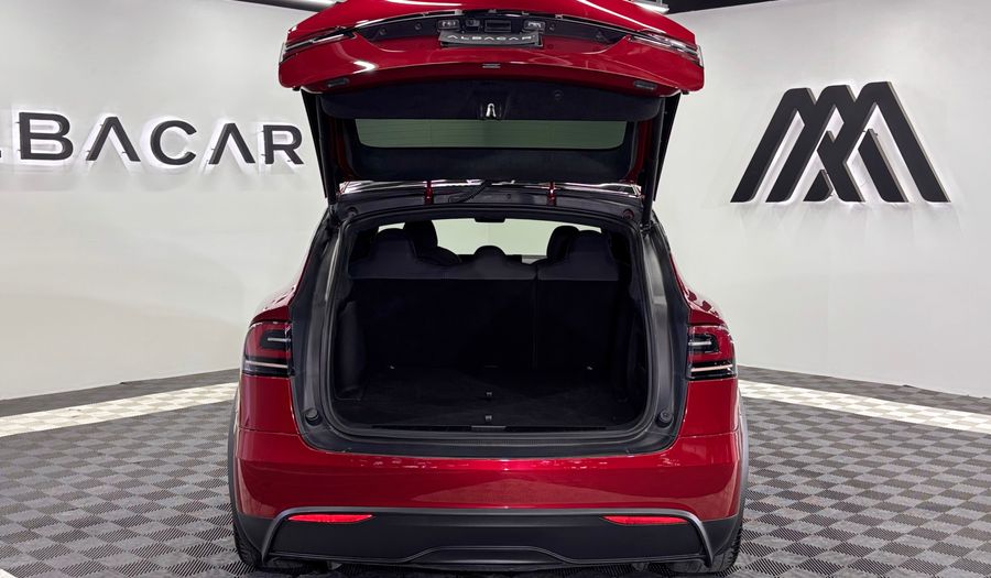Tesla Model X BEV 4WD AUTO Suv 2023