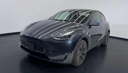 Tesla • Model Y