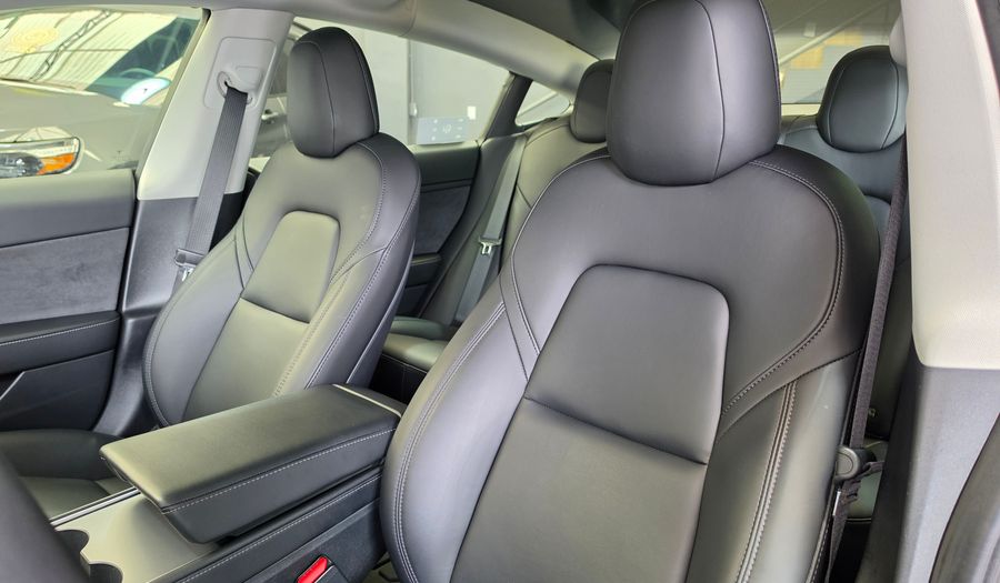 Tesla Model 3 BEV 50KWH STANDARD RANGE PLUS AUTO Sedan 2021