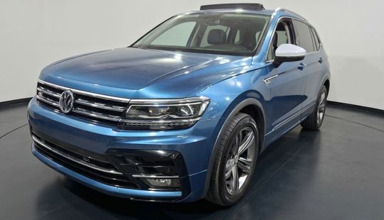 Volkswagen • Tiguan