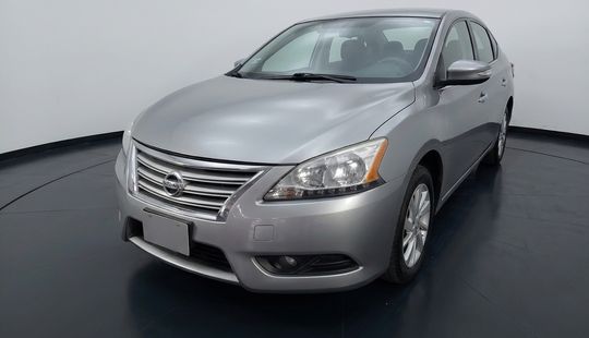 Nissan • Sentra